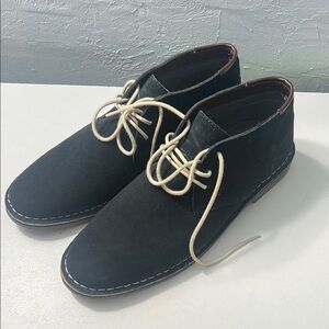 Reaction Kenneth Cole Black Chukka Boots